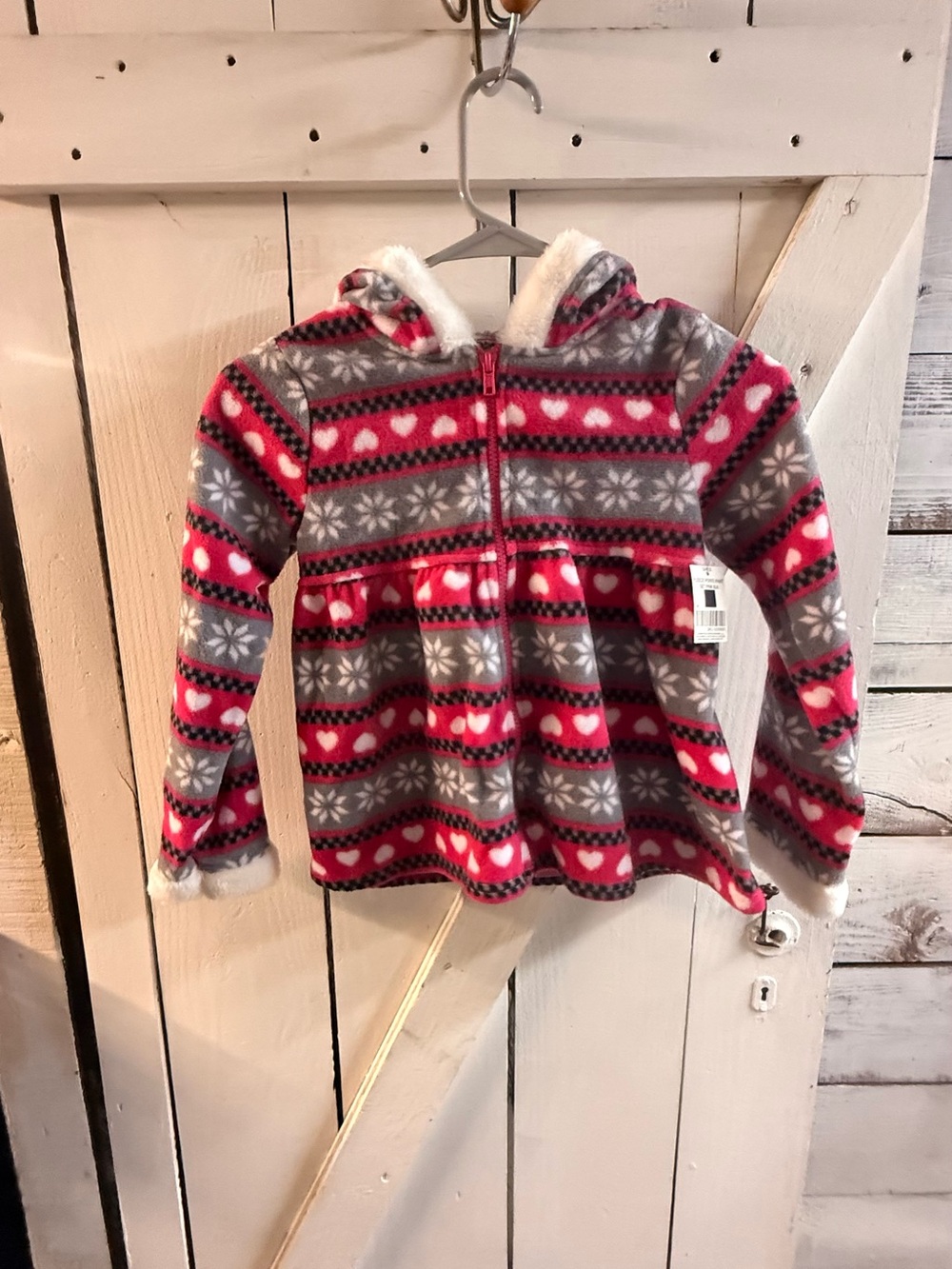 Girls Crewneck Sweater in Red Heart Pattern, Size 6X